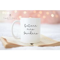 Future Mrs Mug- Bride Engagement Gift Ring Finger Personalized Engaged Af - For To Be- Wifey Mr & Box Idea von HappilyChicDesigns