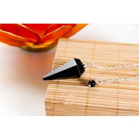 Obsidian Pendel Wahlweise Mit Pendelbrett Und Pendeltasche | Set Schwarzer Aus Schwarzem Obsidianpendel Obsidian Pendel Wahlweise Mit Pendelbrett Und Pendeltasche | Set Schwarzer Aus Schwarzem Obsidianpendel von HappinessandLoveDE