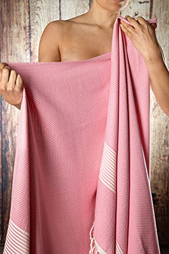 Happy Towels Hamamtuch | Badetuch | Saunatuch | Extra Lang & Weich Gewebt | 210 cm x 95 cm | 60% Tencel™ Lyocell und 40% Baumwolle | Fairtrade (Rosa und Weiß, 1) von Happy Towels