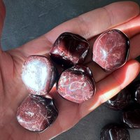 Roter Sterngranat Trommelstein | Polierter Rhodolith Becher Mit Asterismus von HappyMinerals