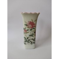 Andre Richard Rosa Tee Rosen Vase - Japan von HappythingsLT