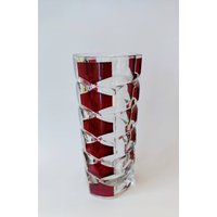 Ruby Crystal Vase Luminarc J G Durand Windsor Rubis Französisch 1970Er Jahre von HappythingsLT