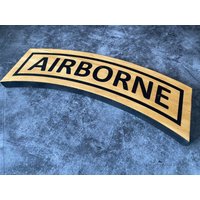 In Der Luft/Waldläufer Sapper Tab Militär Geschenkschild von HardyMillworkLLC