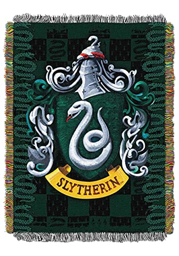 Harry Potter "House Ravenclaw Reisekissen mit Applikation Tapisserie-Überwurf 4' x 5' Slytherin Shield von Northwest