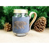 Mama Bär Becher Einmachglas Ärmel Cozie Lederbecher Halter Kaffeetasse Neue Mutter Geschenk Für Mütter Hipster Mamabear Neugeborene von HartGiftCo
