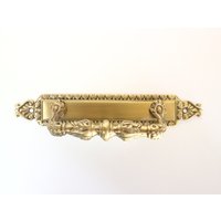Ein Vintage Messing Schubladengriff - Eleganz/Pulls Barock von HarveysBarn