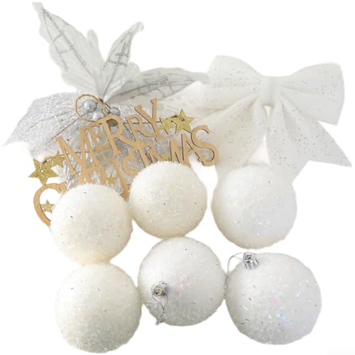 Weicher Plüsch-Weihnachtsschmuck inklusive flauschigen Kugeln und hohlem Holz-Sternschild zur Verbesserung der festlichen Wohnumgebung (C) von Hasaller