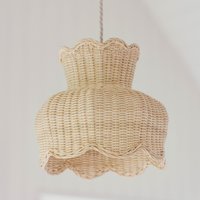 Anar Rattan Scalloped Lampenschirm/Wicker Pendelleuchte | Klein von HastshilpEngland