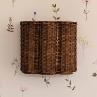 Clover Rattan Wandleuchte Gewellt | Teak von HastshilpEngland