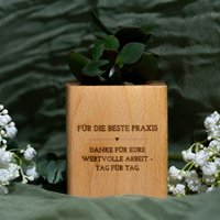 Dankeschön Geschenk Für Arztpraxis, Personalisierter Pflanzentopf Aus Hochwertigem Holz, Kleine Aufmerksamkeit Arzthelferin, Beste Ärztin von HausEsther