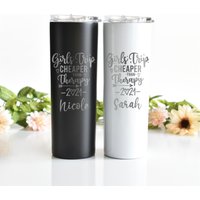 Personalisierte Mädchen Reise Becher Gravierter 20 Unzen Urlaubsbecher von HautePinkCreations