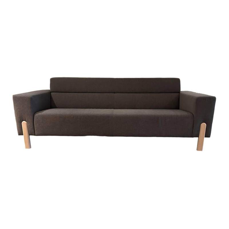Sofa Sticky Bezug Stoff Steppe 83 Grau Hohe Rückenlehne Füße Eiche Kreideweiß von Havee Meubelen