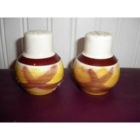 Vernonware Braun Gelb Kopfbedeckung Salz Pfefferstreuer Vernon Ware Vernonware Braun Gelb Kopfbedeckung Salz Pfefferstreuer Vernon Ware von Haventhisandthat