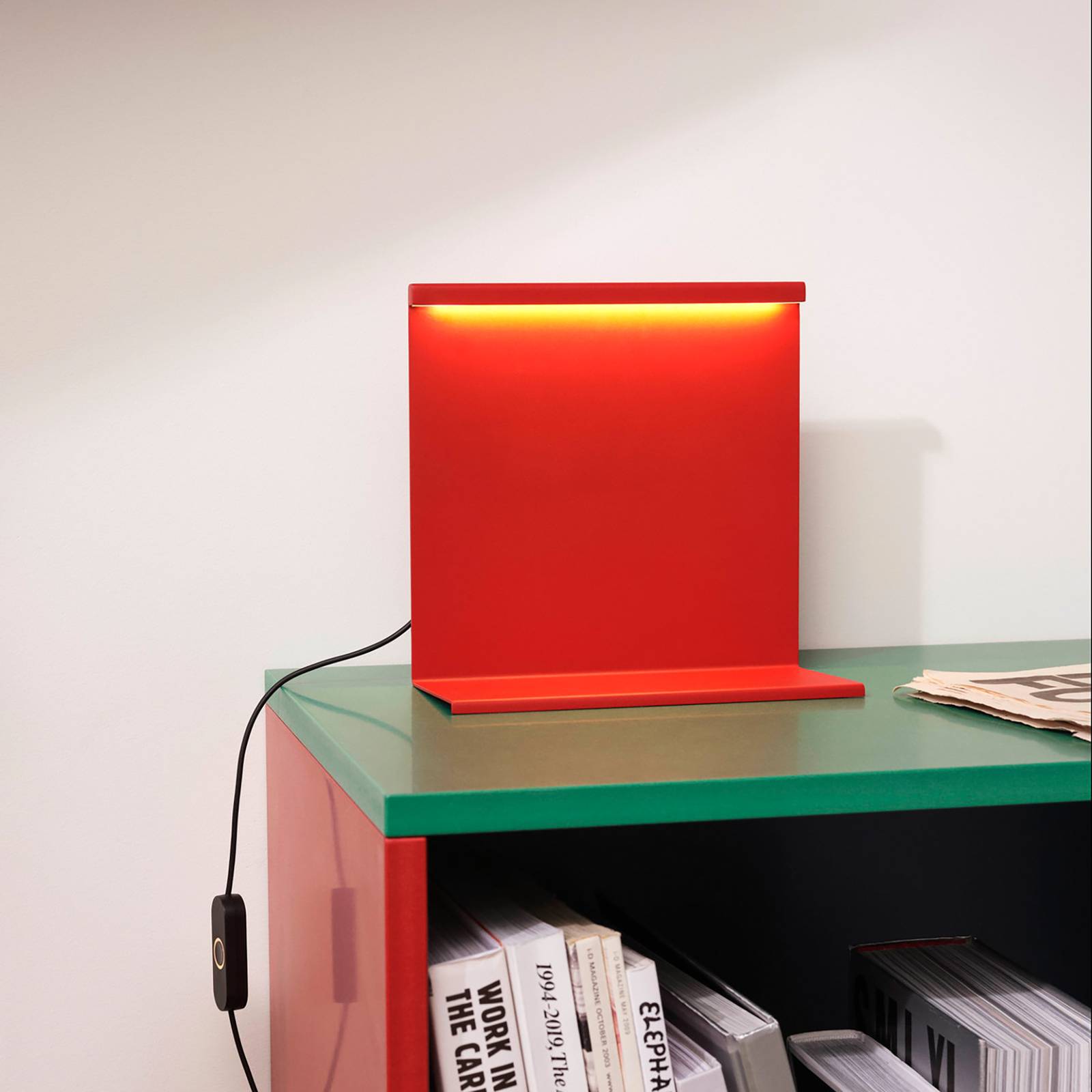 HAY LBM LED-Tischleuchte mit Dimmer, tomatenrot von Hay