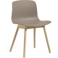 Stuhl About A Chair AAC12 Soaped Oak khaki 2.0 von Hay