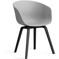 Stuhl About A Chair AAC22 Black Water-based Lacquered Oak concrete grey 2.0 von Hay