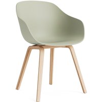 Stuhl About A Chair AAC222 Soaped Oak pastel green 2.0 von Hay