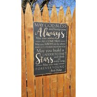 "Individuell Geschnitztes Holzschild "May God Bless & Keep You Immer ..." Bob Dylan "Forever Young" Songtext." von HayleesCloset