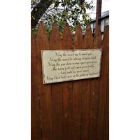 Möge Der Wind Immer An Deinem Rücken Sein - Gott Dich in Seiner Handfläche Halten Möge Der Wind Immer An Deinem Rücken Sein - Gott Dich in Seiner Handfläche Halten von HayleesCloset