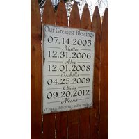 "Personalisierte Geschnitztes Holzschild - "Unsere Größten Segen ... What A Unterschied Day Makes" von HayleesCloset