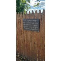 Personalisiertes Holzschild Aus Holz Für Ihr Zuhause - "Die Glücklichsten Menschen Haben Nicht Unbedingt Das Beste Von Allem..." von HayleesCloset