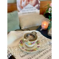 Wunderschönes Verschnörkeltes Versilbertes Teesieb - Versilbertes Vintage Silber Tee Sieb Tea Time Antik Teller Wunderschönes Verschnörkeltes Versilbertes Teesieb - Versilbertes Vintage Silber Tee Sieb Tea Time Antik Teller von HayleysCollectables