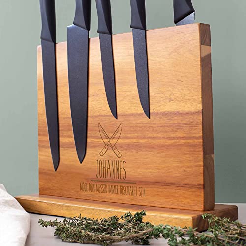 Personalisierter Messerblock Magnetisch aus Akazie - Ohne Messer - 32 x 25 x 10,5 cm - Stabiler Fuß - Individuelles Design - Geschenk Küchenchef, Hobbyköche - Messerhalter Holz (Messer geschärft) von HeLLo mini