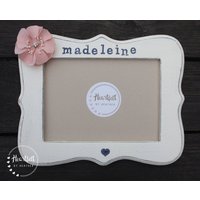 Geschenk Für Tochter Personalisierter Bilderrahmen Neues Baby Benutzerdefinierter Mädchen Erster Geburtstag Distressed Rahmen von HeartfeltByHeatherDS