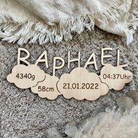 Holzschild Wolke Holzwolke Geburt Baby Geschenk Geburtsdaten Kinderzimmer Wickeltisch Deko von HeartmadebyMelly