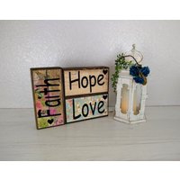Holzblöcke - Glaube Hoffnung Liebe Blöcke Vinyl Buchstabenblöcke Rustikale Zeichen Holzblöcke - Glaube Hoffnung Liebe Blöcke Vinyl Buchstabenblöcke Rustikale Zeichen von HeartnHandsTreasures