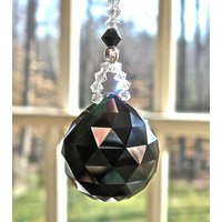 Schwarze Kristallkugel Ornament Für Auto Oder Haus Mit Swarovski Kristallen, Wählen Sie Aus 14 Farben Und 2 Längen - "Little Simplicity" von HeartstringsByMorgan