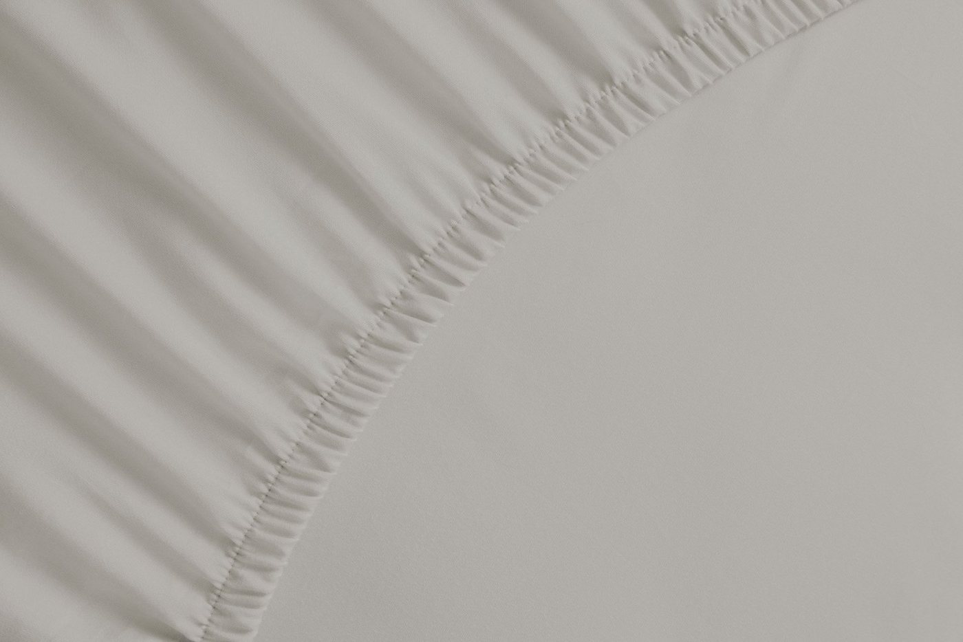 Spannbettlaken Percale Spannbetttuch 180x210-220+40 cm, Tender Grey 180x210-220, Heckett and Lane, Baumwolle, Gummizug: mit Gummizug, (1 Stück), Spannbettlaken Spannbetttuch bis 25 cm Höhe Gummizug:rundum Bettlaken von Heckett and Lane