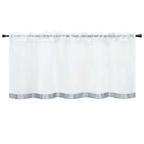 HeichkelL Scheibengardine Voile Bistrogardine mit Satinband Kurzstores Tunnelzug Gardinen Küche Vorhang aufgenähte Satinband als Bordüte Grau BxH 120x45 cm von HeichkelL