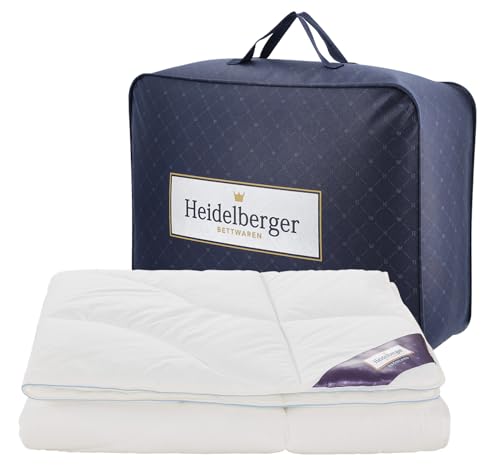 Heidelberger Bettwaren Premium Decke - Grönland | Ganzjahresdecke 155x220 cm | Schlafdecke mit Körperzonen-Steppung atmungsaktiv, hautfreundlich, hypoallergen Heidelberger Bettwaren Premium Decke - Grönland | Ganzjahresdecke 155x220 cm | Schlafdecke mit Körperzonen-Steppung atmungsaktiv, hautfreundlich, hypoallergen von Heidelberger Bettwaren