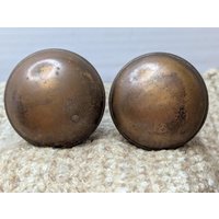 2 1/4 "Antikes Dekoratives Gestanztes Stahltürknauf-Set von HeidisRustyRelics