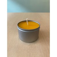 Selbst Gemachte Bienenwachs Kerze in Metalldose Mit Deckel Selbst Gemachte Bienenwachs Kerze in Metalldose Mit Deckel von HeikoKerzenShop