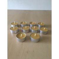 Selbst Gemachte Bienenwachs Teelichter Mit Alu Hülle Durchmesser 38mm Und 18mm von HeikoKerzenShop