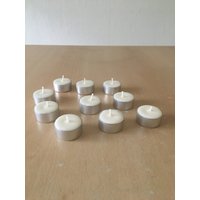 Selbst Gemachte Rapswachs Teelichter Natur Alu Hülle Durchmesser 38mm Und 18mm Höhe von HeikoKerzenShop