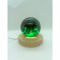 Lampe Resin Holzkugel, Drachenei, Nachtlicht von HeilanTurning