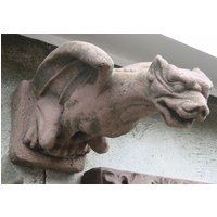 Drache Wächter Zum Hängen Und Stellen Kunst Sandstein Antik Look H 31 von HeimUndGartenDeko