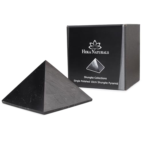 Heka Naturals Polierte Shungit Pyramide Kristall | 10 cm - Schwarze Mineralsteine für Dekoration & Meditation - Wohnzimmerkristalle - Natürliche Barriere & Reiniger - Fullerene von Heka Naturals