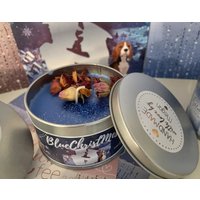 Buchkerze Handgefertigt Bookish Candle Bluechristmess, New York Mess, Daisy Valentine von Heldenmeute