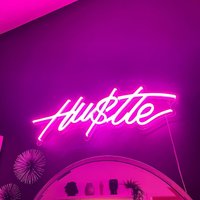 Hustle - Custom Neon Schild Name, Alter, Logo Home, Room, Shop Board Wanddekoration | Led Schlafzimmer Lichter Wanddekoration, Party, Geburtstag von HelenLedCo