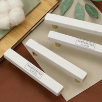 Weißer Marmor Knäufe Griffe Kabinett Benutzerdefinierte Griff Küche Exquisite Möbel Hardware von Helenstampcrafts