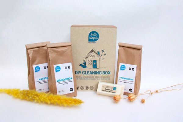 Hello Simple DIY-Putzbox: Reiniger Selbermachen Hello Simple DIY-Putzbox: Reiniger Selbermachen von Hello Simple