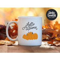 Herbst Tasse, Erster Tag Des Herbstes Halloween Thanksgiving Geschenk, Kürbis Gewürzbecher, Kaffeebecher, Keramik 11Oz Kaffeebecher von HelloLovelyGiftShop