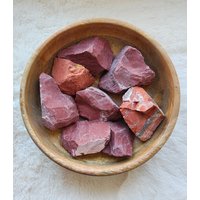 Roter Jaspis - Rohstein Lithotherapie Natursteine Stabilität Verankerung Heilung Intuition Kraft Vitalität Mut von HelloNatureFR