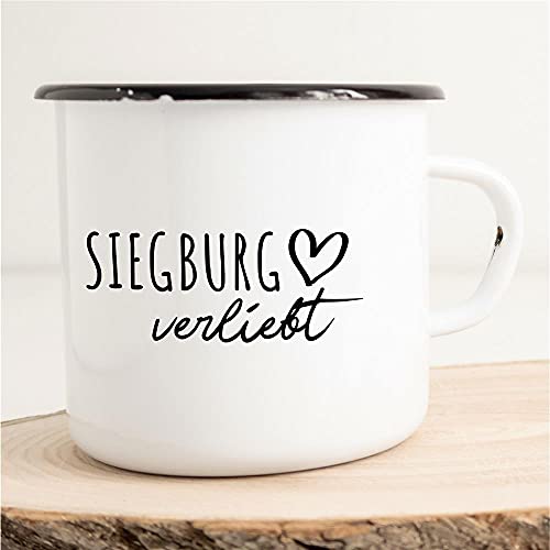 HUURAA! Emaille Tasse Siegburg Verliebt Geschenk Idee für Frauen und Männer 300ml Retro Vintage Kaffee-Becher Weiß mit Stadt Namen für Freunde und Kollegen von Hellweg Druckerei