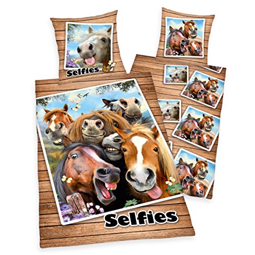 Herding Bettwäsche Selfies Pferde, Kopfkissenbezug 80x80cm, Bettbezug 135x200cm, mit Marken-RV, Renforce von Klaus Herding GmbH