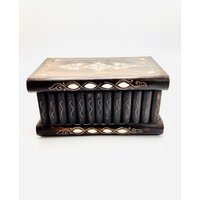 Holz Kunstbuchbox Mit Perlmutteinlage & Geheimfach/Vintage "Mystery" Box Kunstbuchschrank von HeritageTreasuresArt